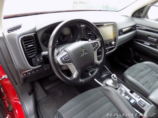 Mitsubishi Outlander 2.4 PHEV/4WD/1.Maj./LED/ 2021