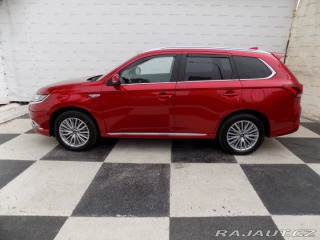 Mitsubishi Outlander 2.4 PHEV/4WD/1.Maj./LED/ 2021