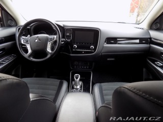Mitsubishi Outlander 2.4 PHEV/4WD/1.Maj./LED/ 2021