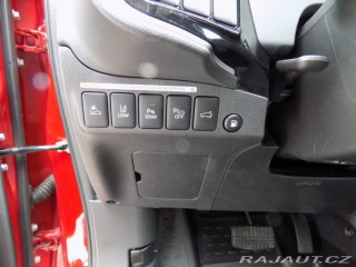 Mitsubishi Outlander 2.4 PHEV/4WD/1.Maj./LED/ 2021