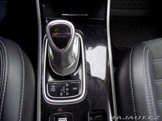 Mitsubishi Outlander 2.4 PHEV/4WD/1.Maj./LED/ 2021