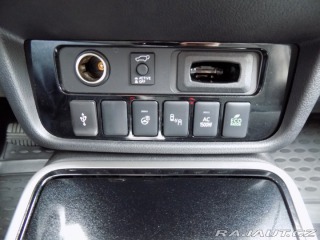 Mitsubishi Outlander 2.4 PHEV/4WD/1.Maj./LED/ 2021