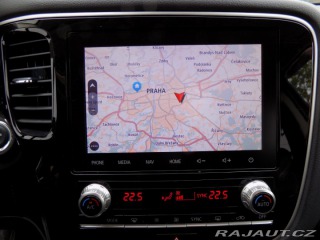 Mitsubishi Outlander 2.4 PHEV/4WD/1.Maj./LED/ 2021