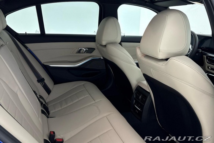 BMW 3 330e xDrive 2026