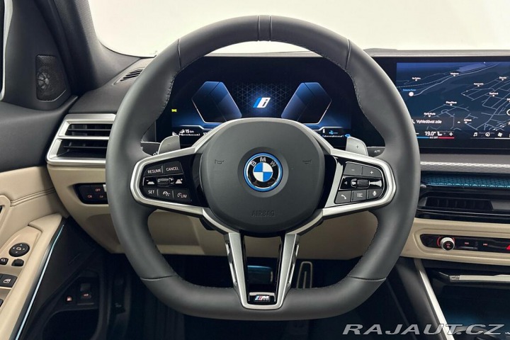 BMW 3 330e xDrive 2026