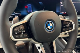 BMW 3 330e xDrive 2026