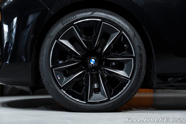 BMW 7 d 2025