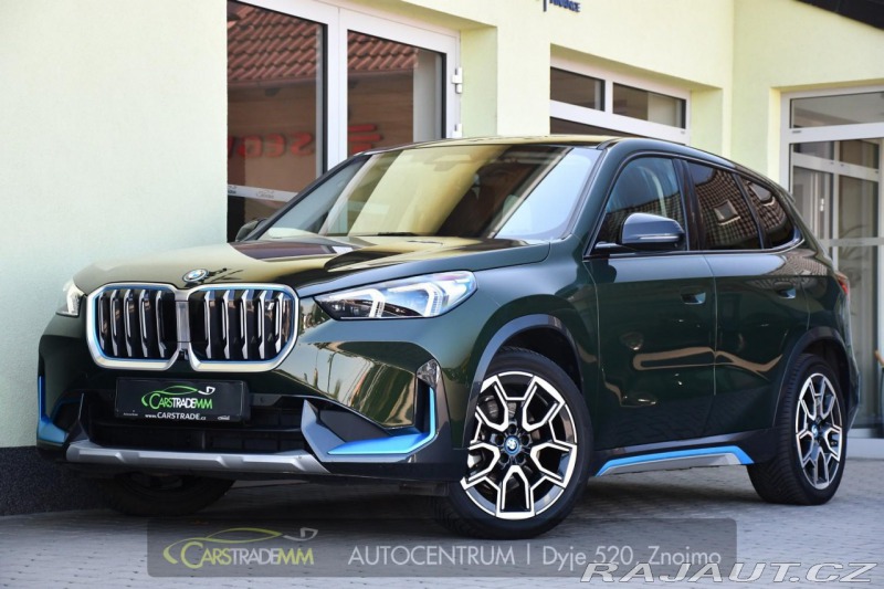 BMW iX1 xDrive30 X-LINE H/K REZER