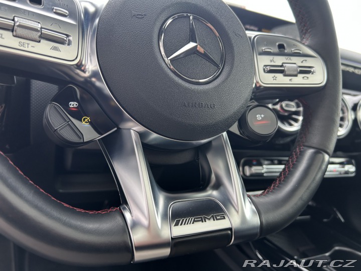 Mercedes-Benz CLA 45 S AMG 4MATIC+ Shooting 2022