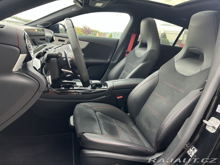 Mercedes-Benz CLA 45 S AMG 4MATIC+ Shooting 2022