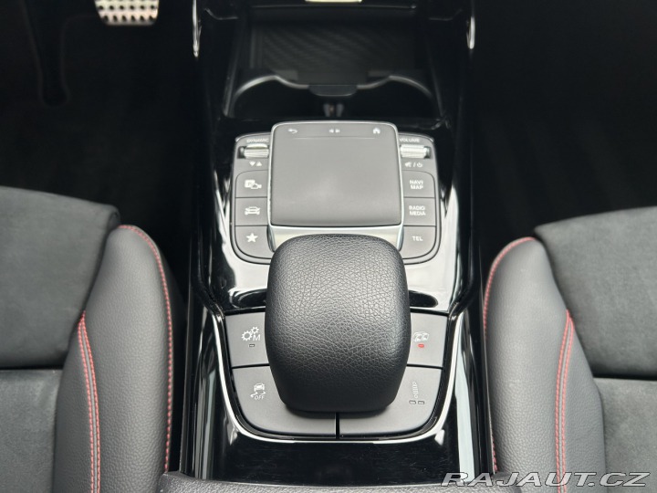 Mercedes-Benz CLA 45 S AMG 4MATIC+ Shooting 2022