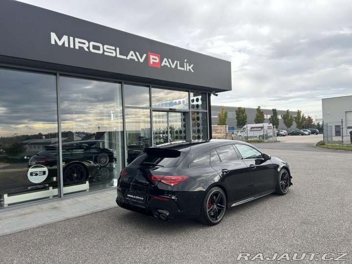 Mercedes-Benz CLA 45 S AMG 4MATIC+ Shooting 2022