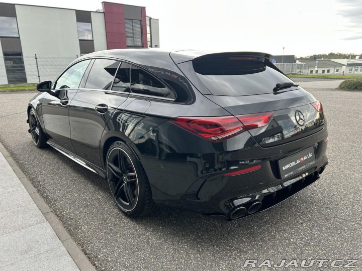 Mercedes-Benz CLA 45 S AMG 4MATIC+ Shooting 2022