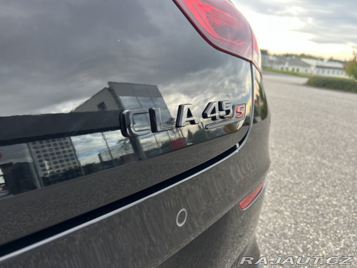 Mercedes-Benz CLA 45 S AMG 4MATIC+ Shooting 2022