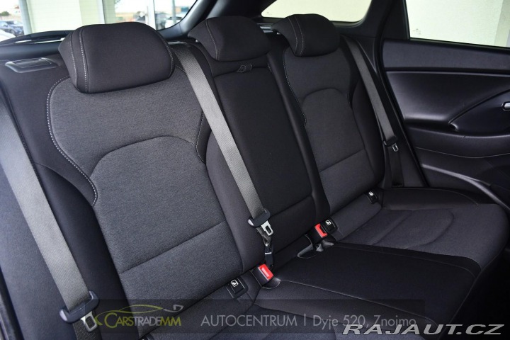 Hyundai i30 1,6CRDi STYLE AUTOMAT 2021