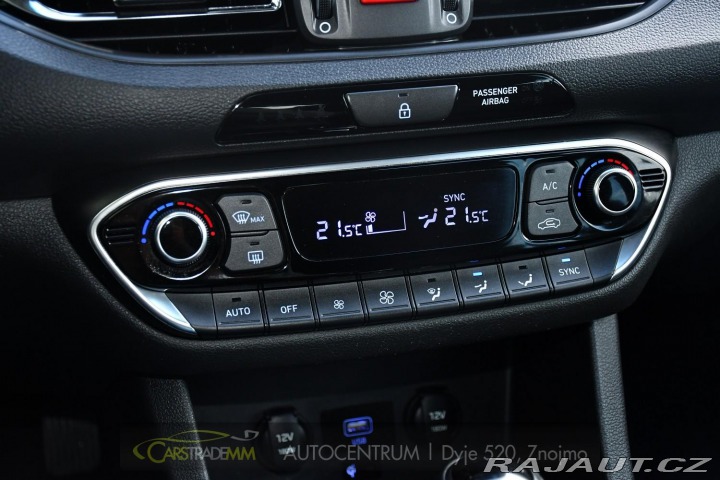 Hyundai i30 1,6CRDi STYLE AUTOMAT 2021