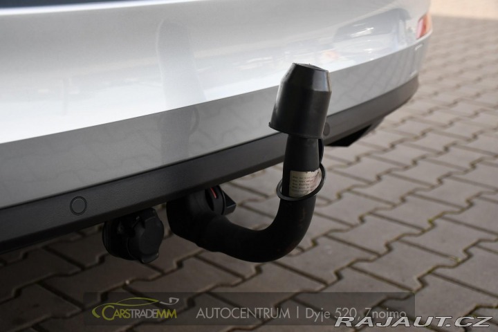 Škoda Octavia 2,0TDi 110kW TAŽNÉ VÝHŘEV 2014