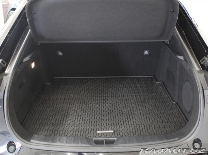 Mazda Ostatní modely 6e 0,0 68kWh 190kW Takumi PL 2025
