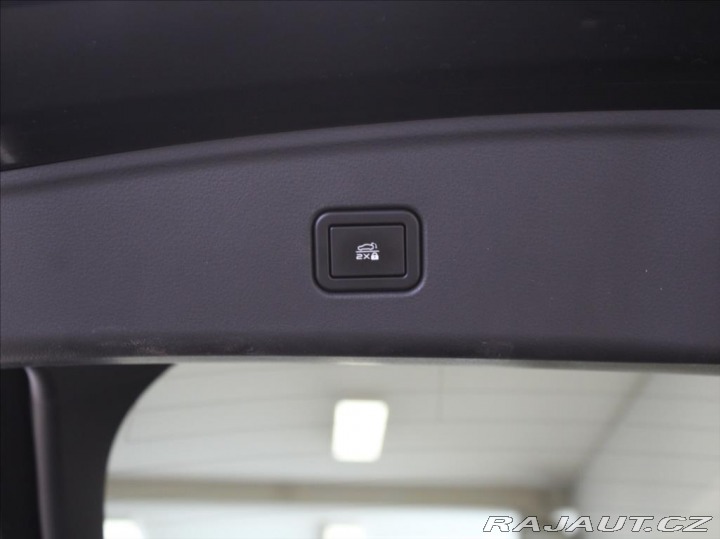 Mazda Ostatní modely 6e 0,0 68kWh 190kW Takumi PL 2025