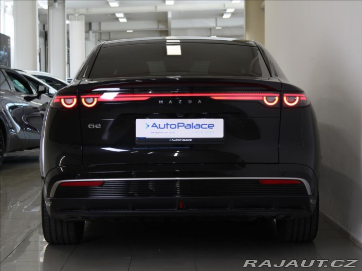 Mazda Ostatní modely 6e 0,0 68kWh 190kW Takumi PL 2025