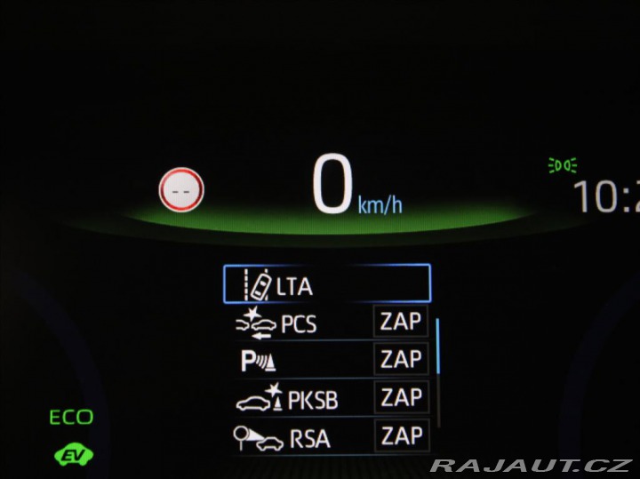 Toyota Corolla 2,0 HEV 135kW TREK 64tkm. 2021