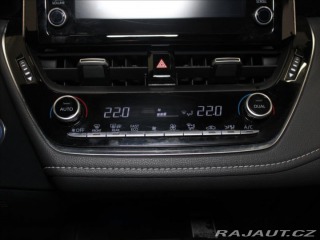 Toyota Corolla 2,0 HEV 135kW TREK 64tkm. 2021