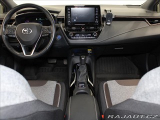Toyota Corolla 2,0 HEV 135kW TREK 64tkm. 2021