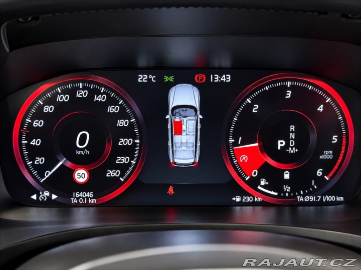 Volvo V60 2,0 145 KW , CORE 2020