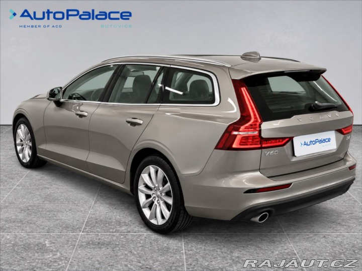 Volvo V60 2,0 145 KW , CORE 2020