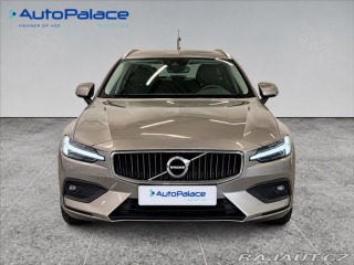 Volvo V60 2,0 145 KW , CORE 2020