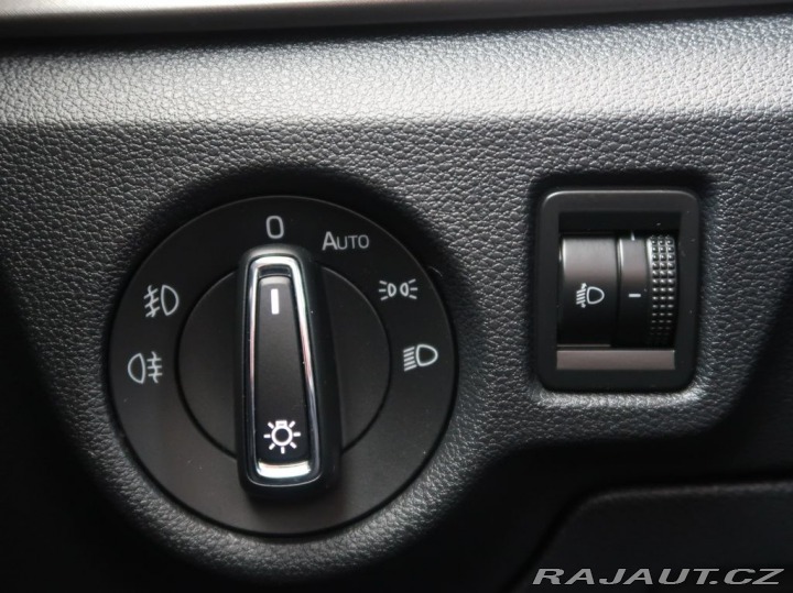 Škoda Scala 1.0,TSI,81KW,Manuál,CZ,1M 2024