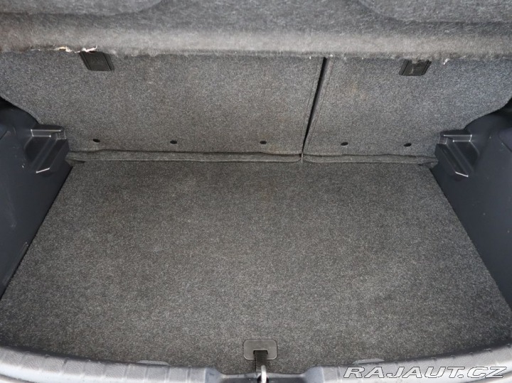 Toyota Yaris 1.5Hybrid,Active,CZ 2015
