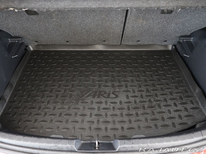 Toyota Yaris 1.5Hybrid,Active,CZ 2015