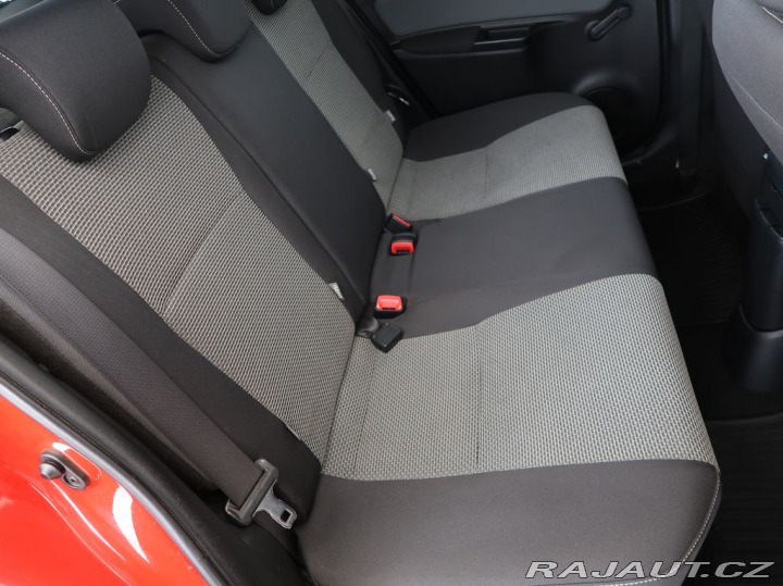 Toyota Yaris 1.5Hybrid,Active,CZ 2015