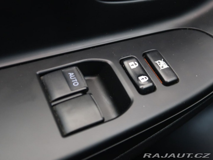 Toyota Yaris 1.5Hybrid,Active,CZ 2015