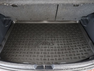 Toyota Yaris 1.5Hybrid,Active,CZ 2015