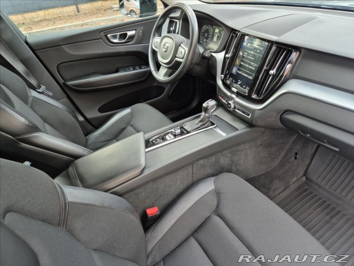 Volvo XC60 2,0 T5 FWD NEZ. TOPENÍ 2018