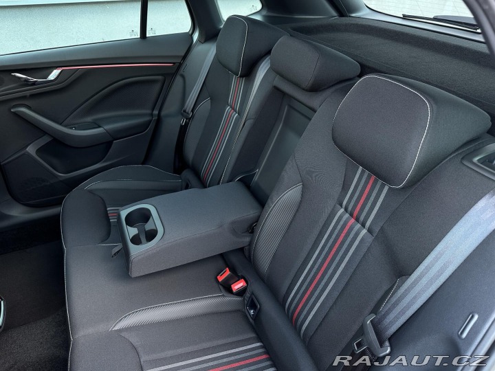 Škoda Kamiq 1.0TSi DSG Monte Carlo 11 2026