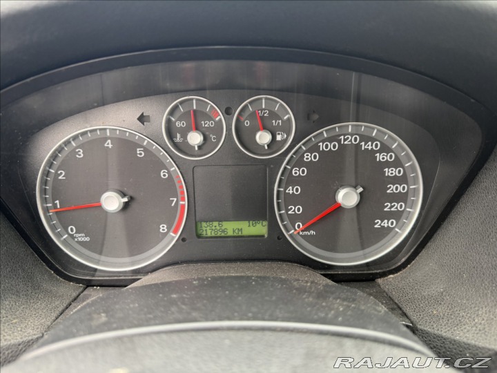 Ford Focus 1,6 i 16V 74kw Klima Tažn 2007