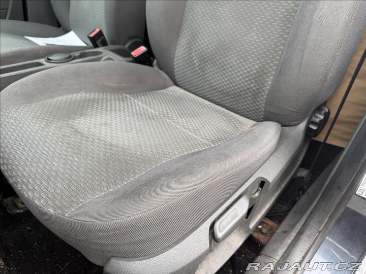 Ford Focus 1,6 i 16V 74kw Klima Tažn 2007