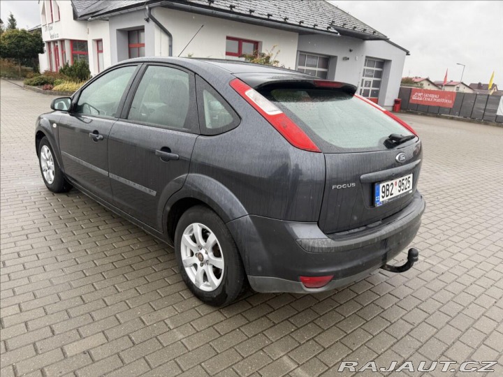 Ford Focus 1,6 i 16V 74kw Klima Tažn 2007