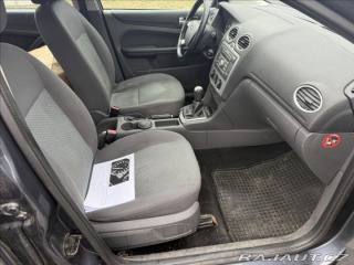 Ford Focus 1,6 i 16V 74kw Klima Tažn 2007