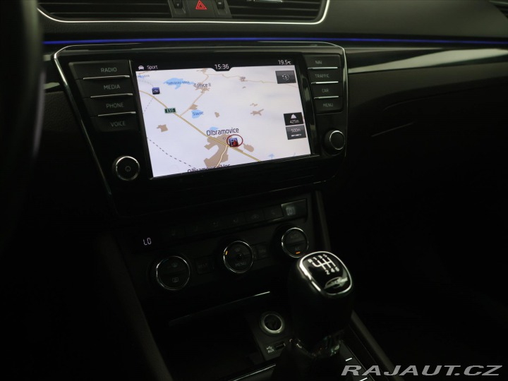 Škoda Superb 2,0 TDI 140kW L&K Nav 2016
