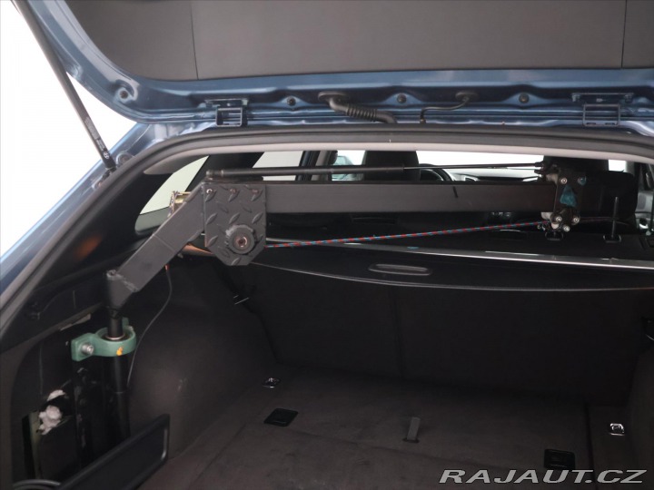 Hyundai i40 1,7 CRDi 104kW Aut. CZ Pr 2016