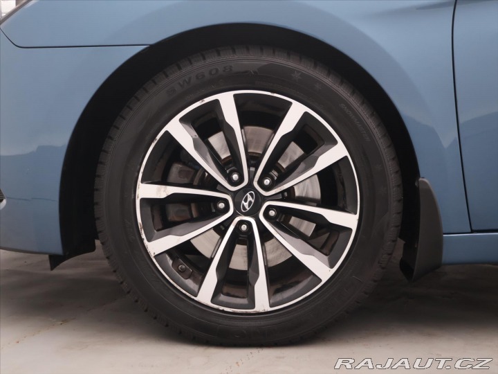 Hyundai i40 1,7 CRDi 104kW Aut. CZ Pr 2016