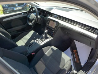 Volkswagen Passat 2,0 TDI FULL LED NAVI APP 2021