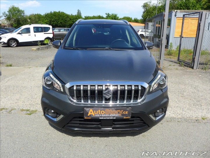 Suzuki S-Cross 1,6 DDiS 4X4 VÝHŘEV KAMER 2016