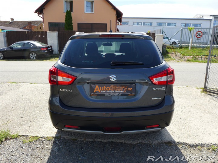 Suzuki S-Cross 1,6 DDiS 4X4 VÝHŘEV KAMER 2016
