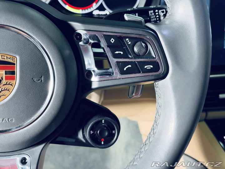 Porsche Cayenne TURBO.S ZÁRUKA.27 VZDUCH 2020