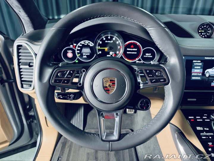 Porsche Cayenne TURBO.S ZÁRUKA.27 VZDUCH 2020
